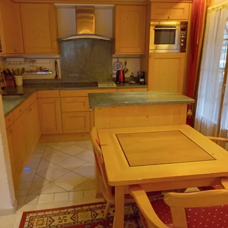 Minutes Walk From Center - Great Lägenhet Gstaad