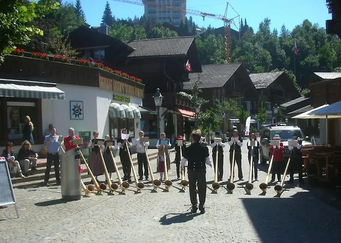 公寓 Minutes Walk From Center - Great