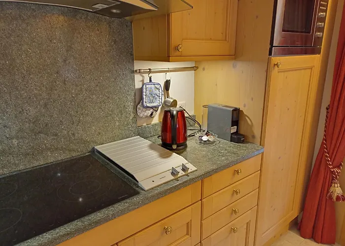 Minutes Walk From Center - Great Lejlighed Gstaad