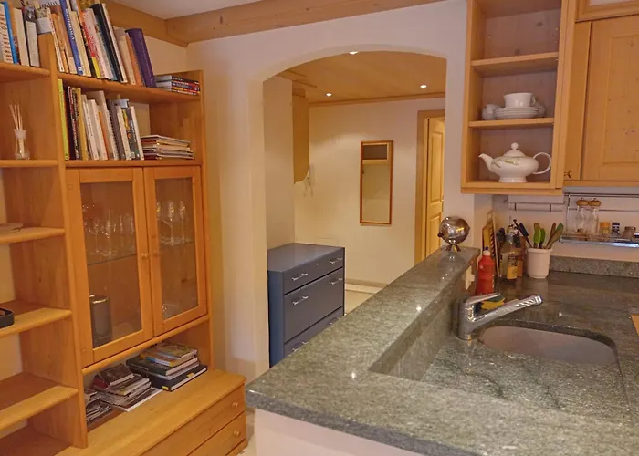 Minutes Walk From Center - Great Lejlighed *