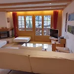 Minutes Walk From Center - Great Appartement