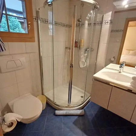 Apartment Minutes Walk From Center - Great *