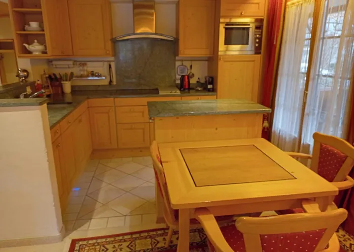 Minutes Walk From Center - Great Apartamento Gstaad